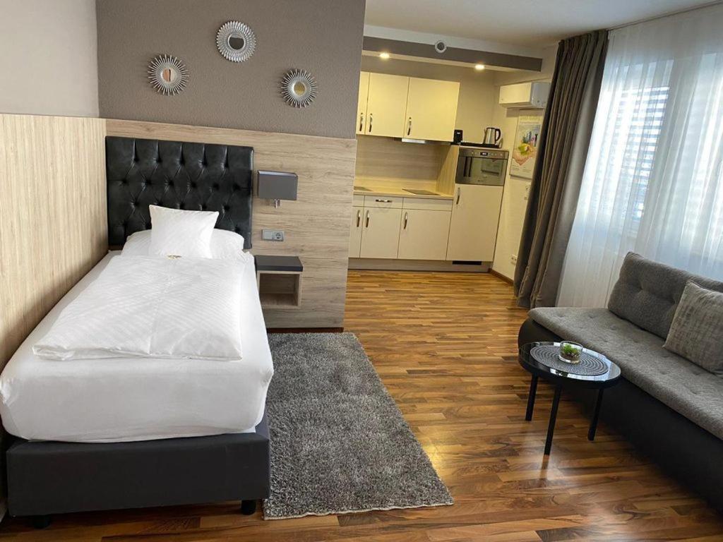 Zum Ziel Hotel Grenzach-Wyhlen Bei Basel Εξωτερικό φωτογραφία